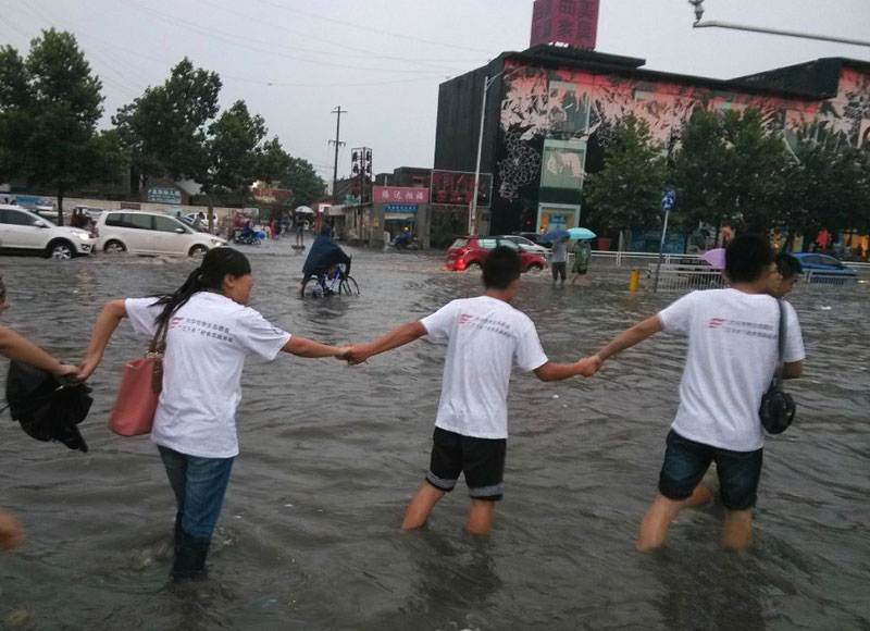 ���_��W���A�Ǉ�ɫ���{��ꠁ����ʝ��{����ż��һ�����꠆꣬T�������eˮ�����ַ���ǰ����